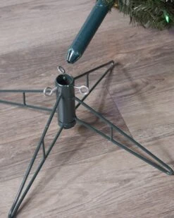 7.5ft Hillsdale Noble Tree With LED Lights -Esquire Shop 502064 4