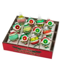 Holiday Splendor Decorated Rounds & Shapes